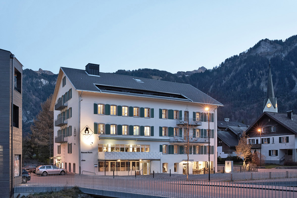 Hotel Bären & Cafe Deli, Vorarlberg, Mellau