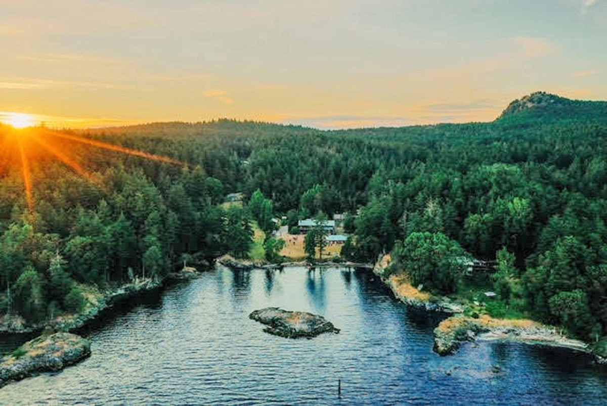 Pebble Cove Farm, Washington, Eastsound