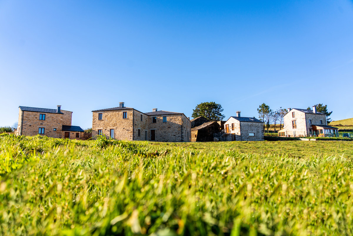 O Viso Ecovillage, Galicia, Ourol